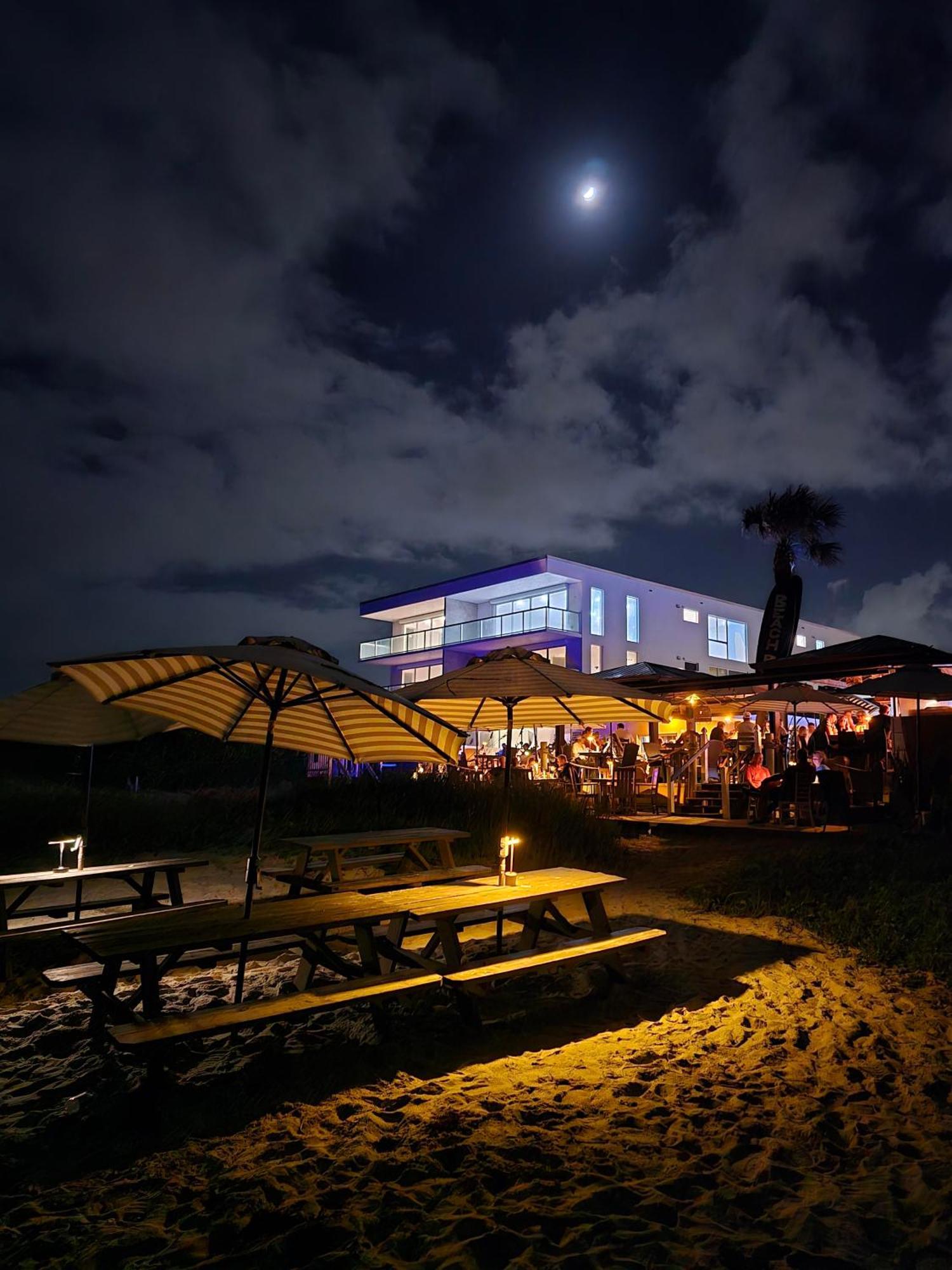 Bleu Beach Resort Indialantic Buitenkant foto